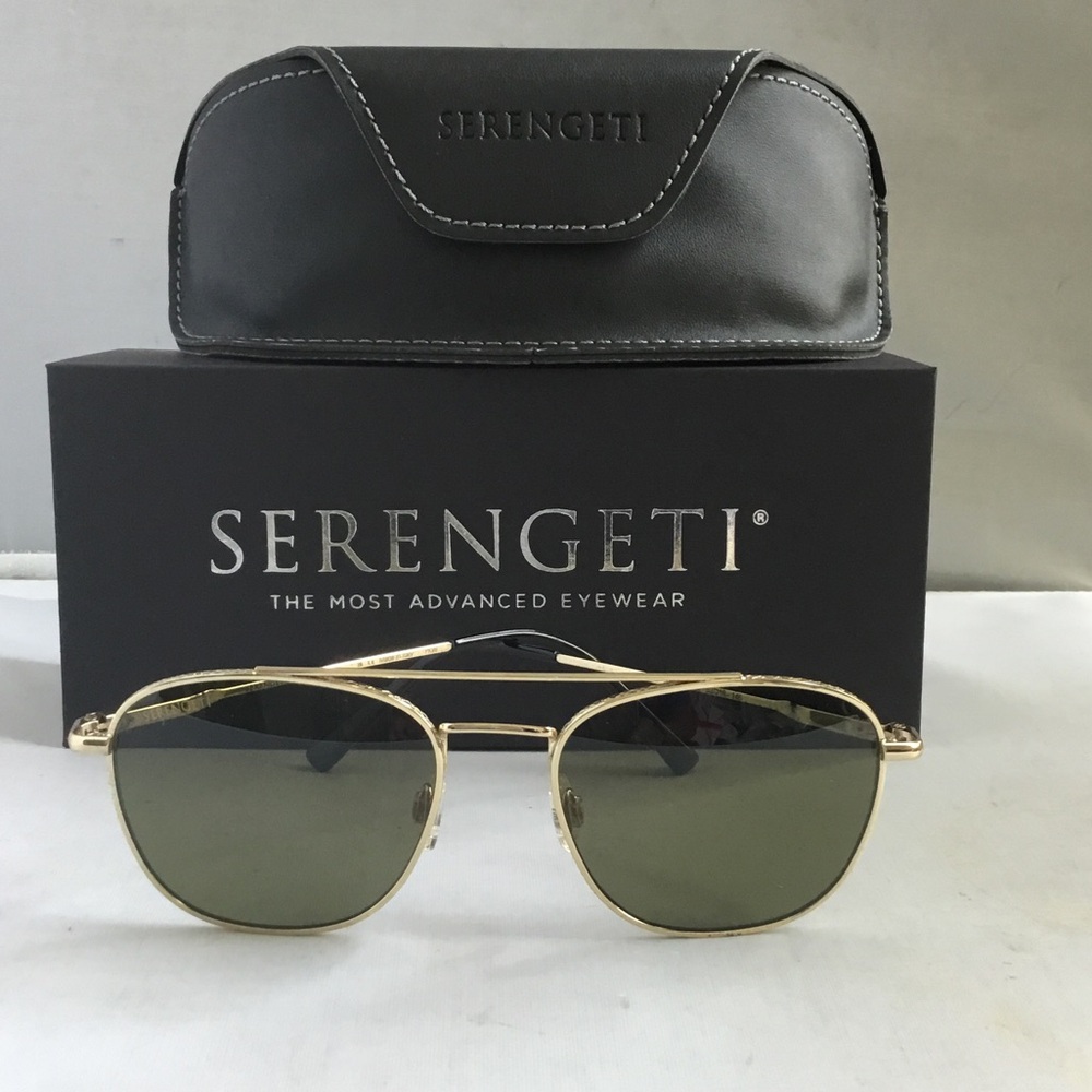 Serengeti Carroll Men’s Polarized with Gold Frame and Green Lenses